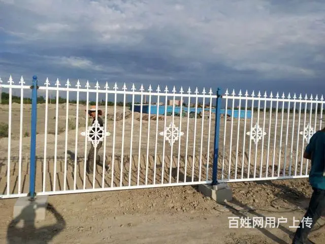 铁艺 大门 围栏 护栏  PVC护栏鑫凯盛铁艺护栏 - 图片 7