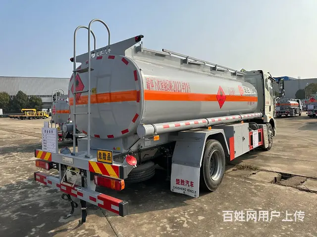 解放10吨油罐车 新型运油车厂家销售包上户 - 图片 5