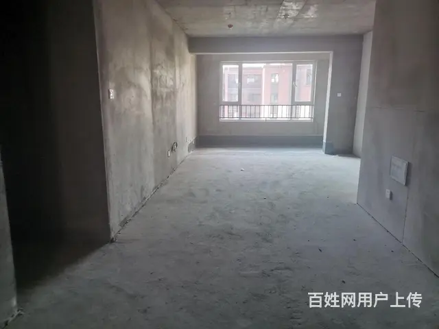 凤凰城 双证一楼带院带车位 135平 130万 - 图片 7