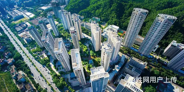 吉大   .将军山旁明星楼盘.电梯高层.租金2600元每月 - 图片