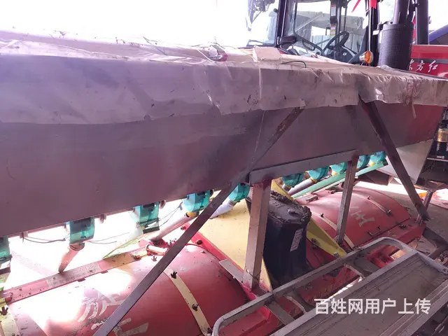 就用了几百亩地的撒肥料箱现低价转让 - 图片 1