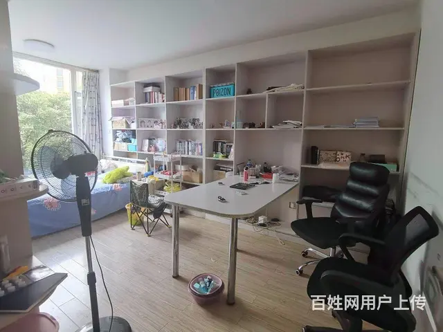 路馨小区 金路苑5房 精装修别墅 出售 带花园 屋 - 图片 6