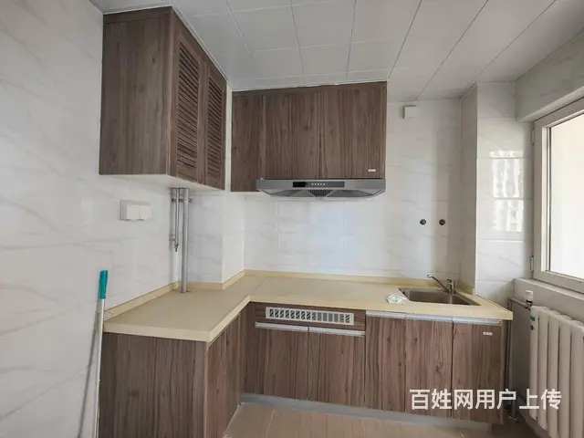 碧桂园凤凰山庄C区 满五   南北通透 中间好楼层 双卫格局 - 图片 8