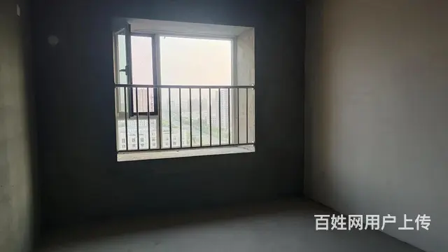 城发凤凰城 可贷款三室 带院子带车位 83万 钥匙 - 图片 6