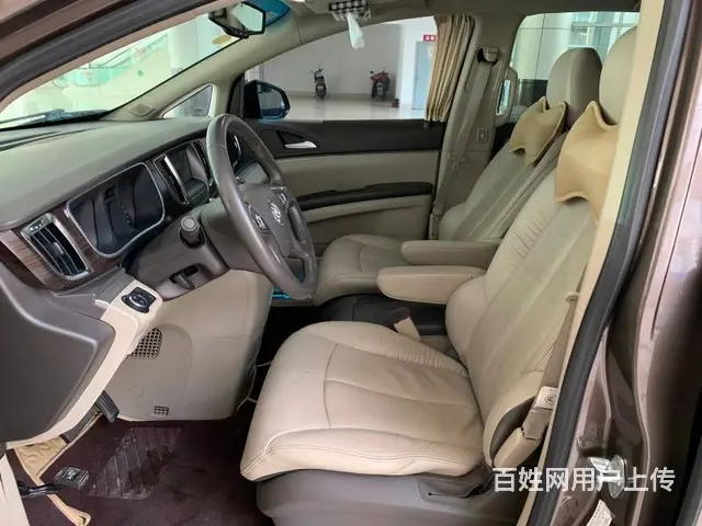 别克GL8 2014款 GL8 豪华商务车 3.0 - 图片 3