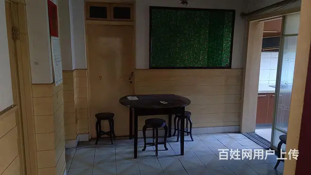 云盘一村 2楼 78平米 老装修 满二年 70万 - 图片 1