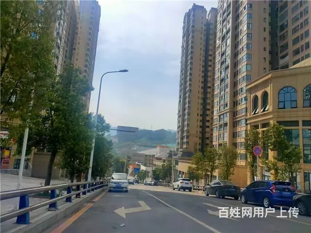 【同城搜铺网免费找店】 西外莲湖印象49平旺铺出租 - 图片 3