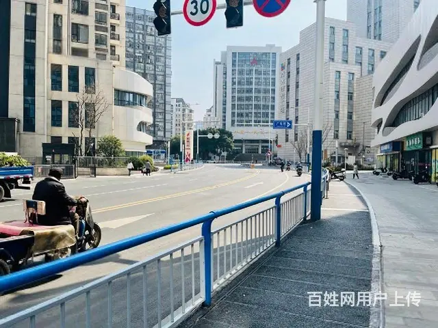 急售南大街运河天地小区大门口 年租金11万沿街商铺 好停车 - 图片 12