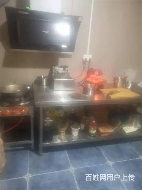 【同城搜铺网免费找店】钟楼巷26平小吃店转让 - 图片 4