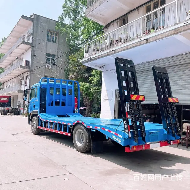 重汽豪沃TX单桥6米8低平板拖车 拉15吨挖机设备 - 图片 6