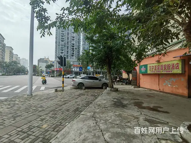 (51旺铺推荐）青年路十字路口100平餐饮店转让 - 图片 1