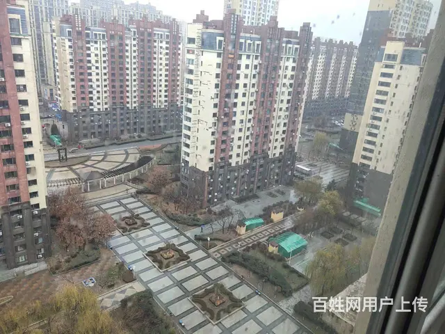 顺城区 金水岸 毛坯房 117平18楼43万 可议； - 图片 1