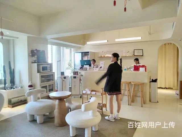 （51旺铺推荐）海航豪庭北苑三区216平铺面出租 - 图片 4