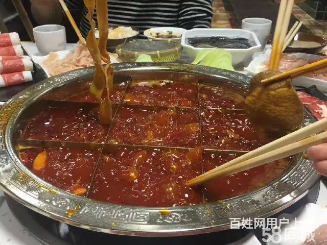 急转！毕节市织金区中央国际B座1号楼300平火锅店 - 图片 3