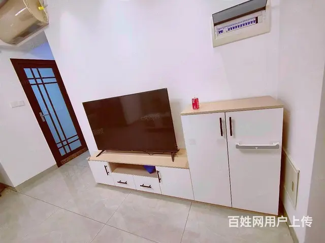 前山市场旁 环宇城 轻轨旁 心海洲 3房精装修 3500/月 - 图片 8