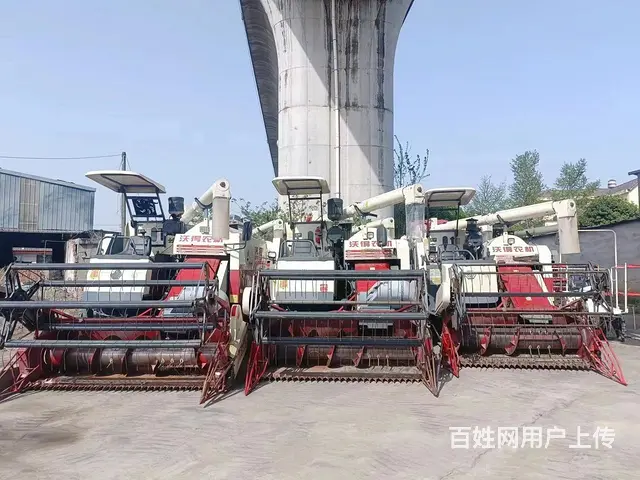 出售二手沃得收割机  125马力 - 图片 4