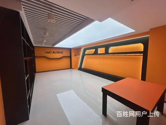 甲方直租，精装现成直播间，可办公 电梯口 - 图片 1