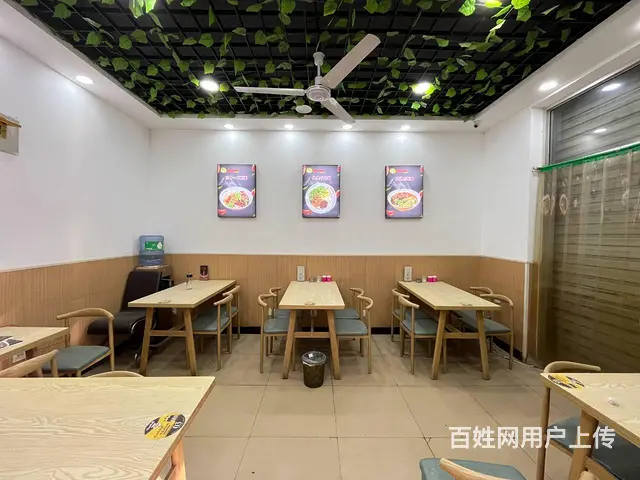（宝鸡同城推广）转让高新七路高新家园三期临街70平品牌餐饮 - 图片 1