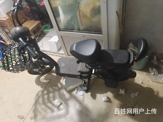 雅迪新电动车 - 图片 1