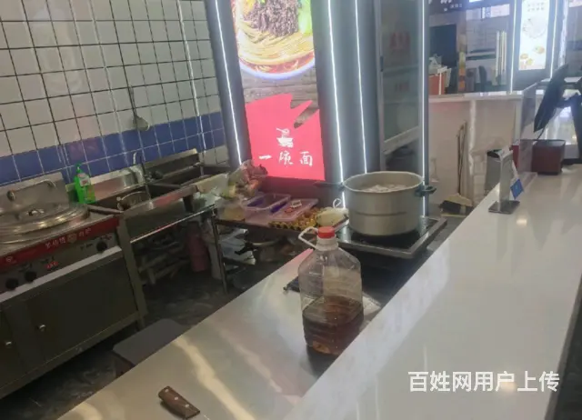 7815(七P）个人城西区北城七区美食城餐饮档口外外转让 - 图片 3