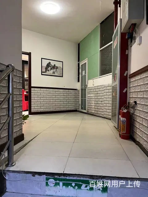 （同城乐铺）李斯路北口198平龙虾烤肉店对外转让超大外摆区 - 图片 3