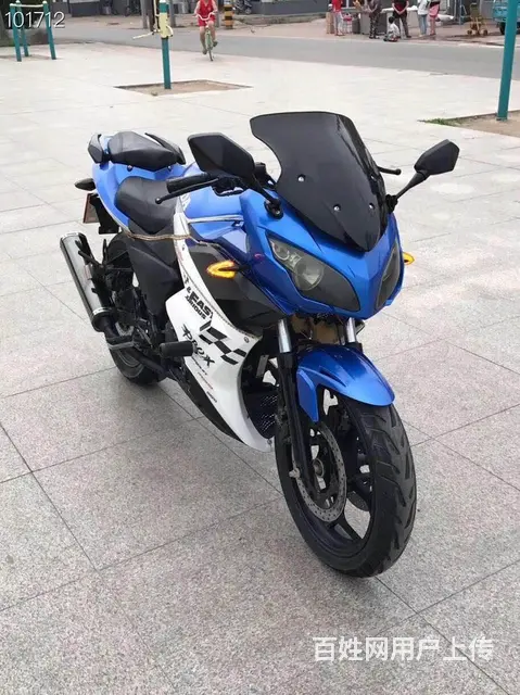 本田大S款跑车。实表几百公里。车身改装彩灯。 - 图片 4