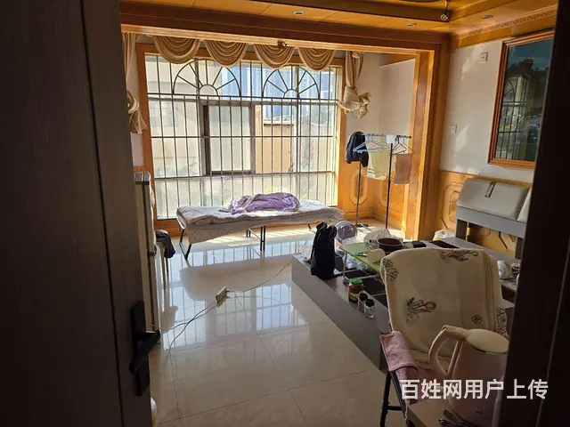 昆明西山区春晓花园万达旁边出租房子 - 图片 1