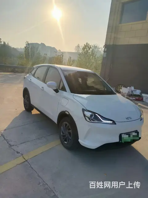 哪吒U 2020款 400 U行 - 图片 3
