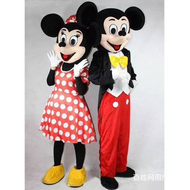 南宁卡通熊出没海贼猪猪侠龙虾螃蟹迪士尼卡通人偶出租