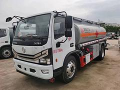 厂家直销东风8吨油罐车  玉柴165马力