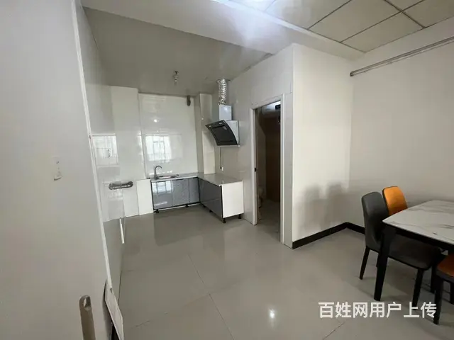 一中附近3层带车库128万出售 普通住宅 简单装修 - 图片 2