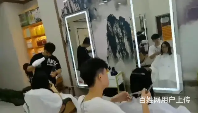 【搞定了！】(麦子邦免费找店)理发店急转,人流量大, 有稳定 - 图片 4