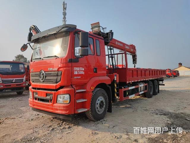 陕汽德龙潍柴300马12吨宏昌天马随车吊 厂家报价多少的图片