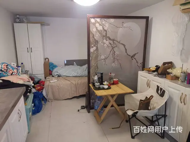 来鹤南区 车库 有水电有卫生间 新装修 - 图片 2