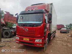冷藏车，220马力6.8米带全保
