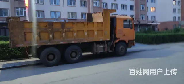 陕汽 德龙F3000 自卸车 - 图片 1
