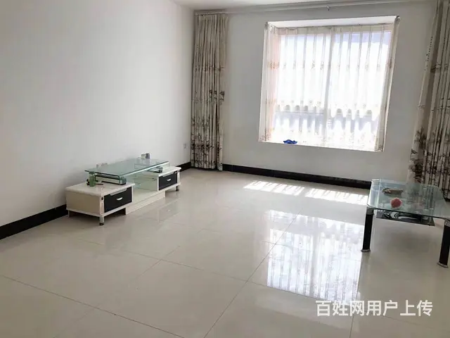 新艺花城 普通住宅2厅，精装修拎包入住 - 图片 1