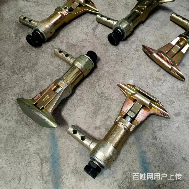 矿山猴车抱锁器配件多规格 乘人索道吊椅固定式抱锁器 - 图片