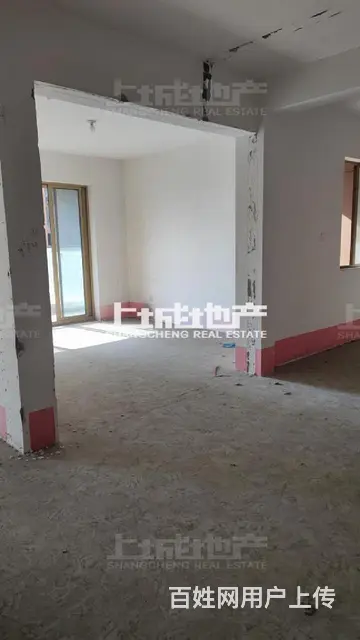 出门就是地铁口，纯毛坯房，可以任意装修，看房我这边有钥匙。 - 图片 7