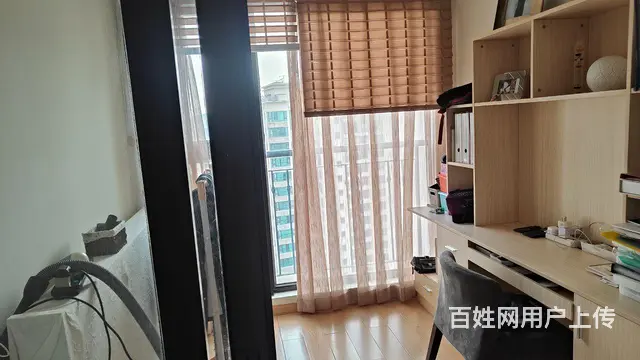 华发新城六期2+1房，南向，小区里面，业主诚心出售 - 图片 4