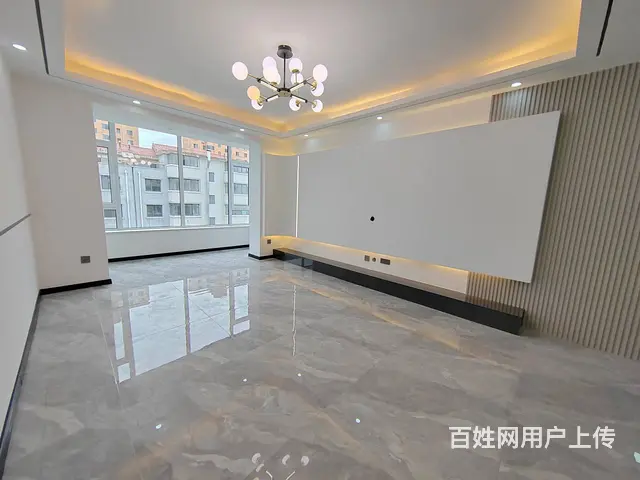 首付3万！龙泽雅苑88赠送70平库上5跃6层 3室2卫精装 - 图片 1