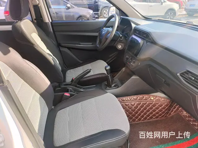 五菱 宏光 2020款 宏光PLUS 1.5 手动 标准型 - 图片 8