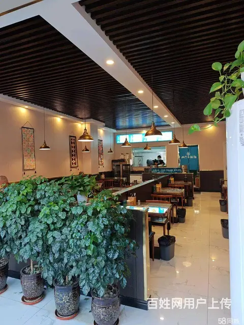 C9634位于昌吉市长宁南路附近临街店面转让 - 图片 2
