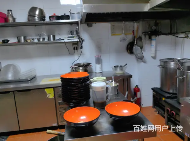 （51旺铺推荐）海南医学院学院路120平麻辣汤店转让 - 图片 4