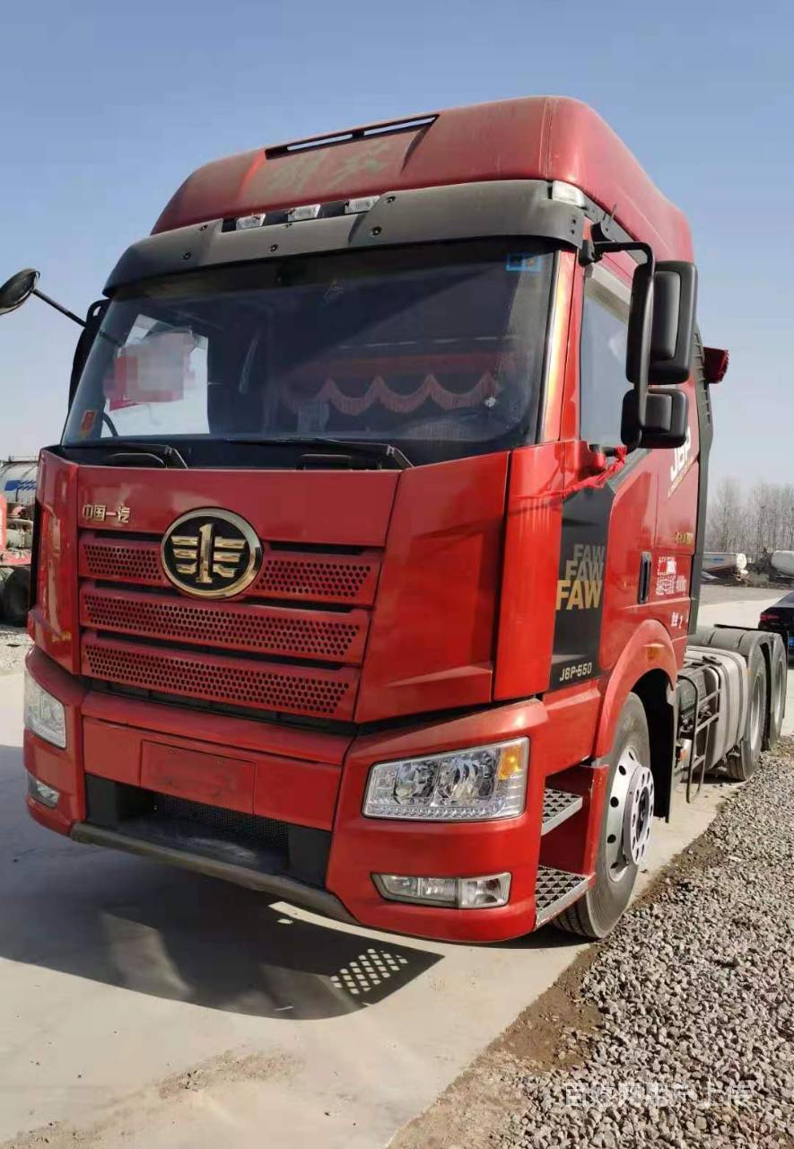 19年解放j6p四季版二手牵引车550马力国5