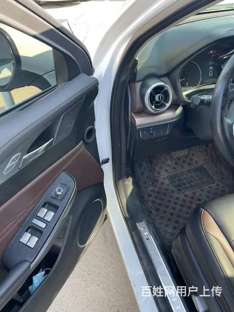 WEY VV5 2020款 1.5T 双离合 两驱智先锋 - 图片 3