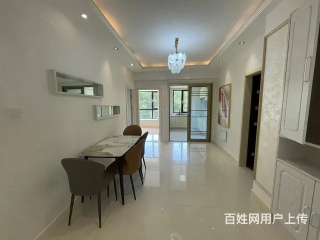 首付5万～香格里拉二期2楼115平三室通两卫，带平台，个人家 - 图片 5