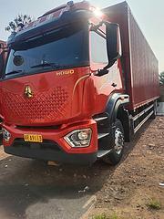 豪沃 厢式货车 国6