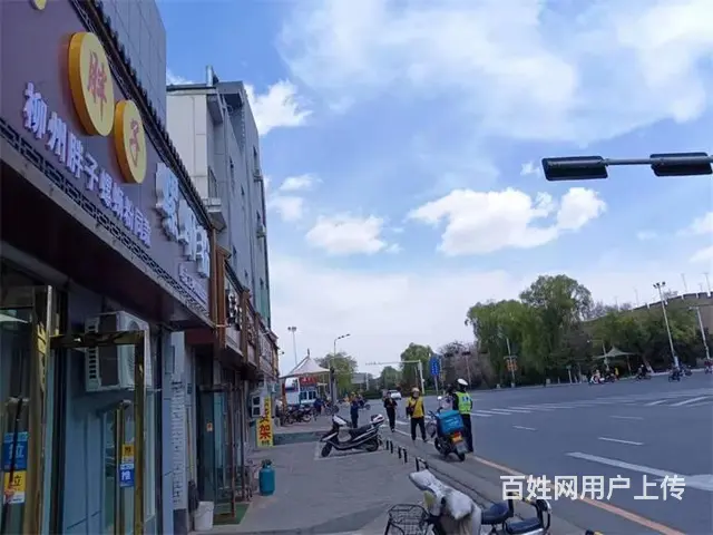 (同城搜铺网免费找店)三街龙腾对面70平餐馆转让 - 图片 4