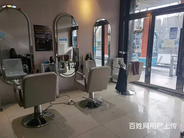 7449(七P）个人城北区新世纪小区公交站理发店转让 - 图片 5